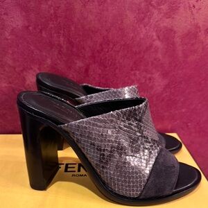 Rag&bone Women's Gray Snakeskin Heeled Mules